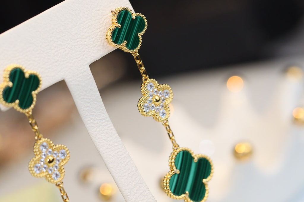 TimiCLOVER EARRINGS GOLD MALACHITE DIAMOND 3 MOTIF