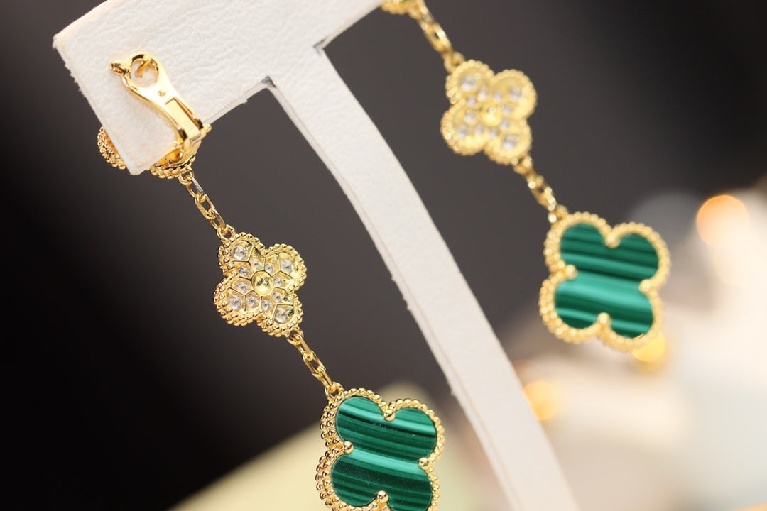 TimiCLOVER EARRINGS GOLD MALACHITE DIAMOND 3 MOTIF