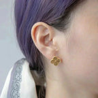 TimiCLOVER MEDIUM 1 MOTIFS LASER EARRINGS