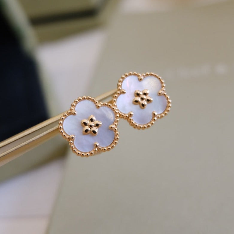 TimiLUCKY PINK GOLD WHITE MOP EARRINGS