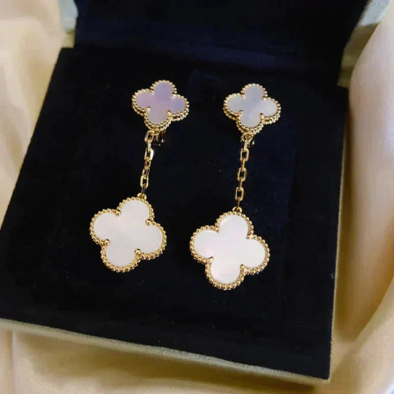TimiCLOVER 2 MOTIF WHITE MOP EARRINGS