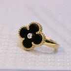 TimiCLOVER ONYX RING GOLD DIAMOND