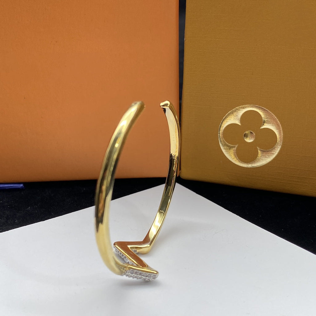 TimiVOLTE UPSITE DOWN DIAMOND GOLD OPEN BRACELET