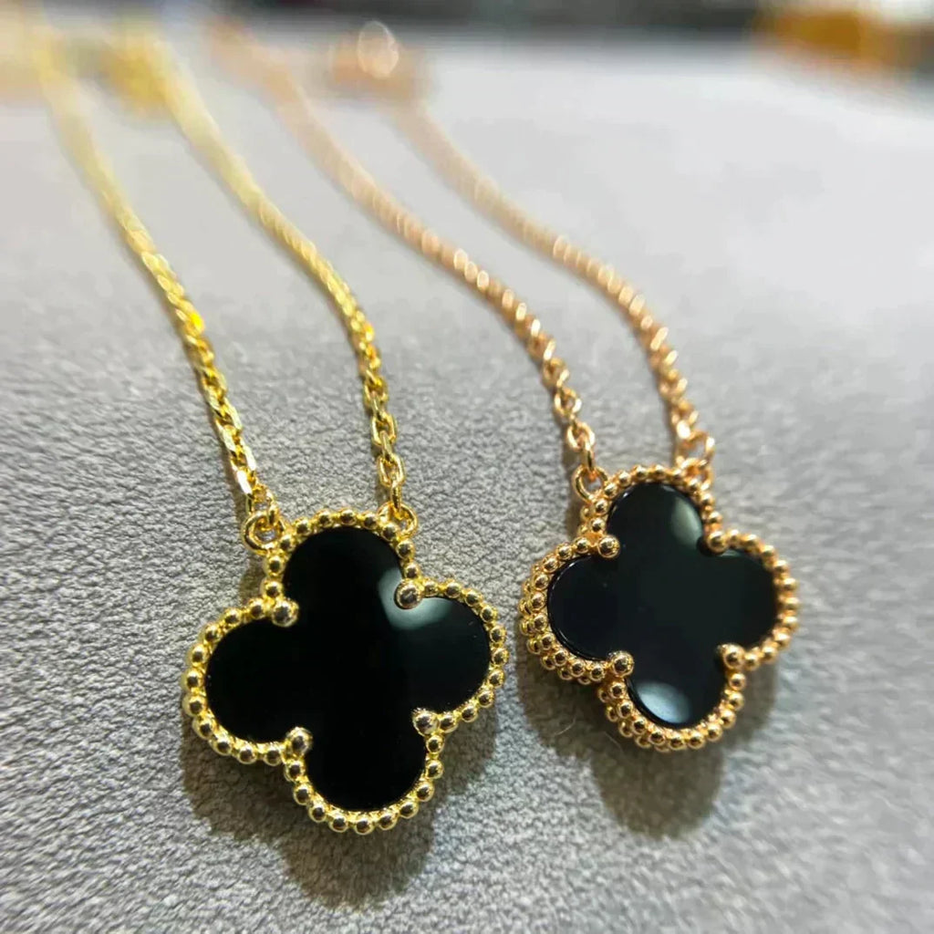 TimiCLOVER 15MM BLACK ONYX SINGLE FLOWER NECKLACE