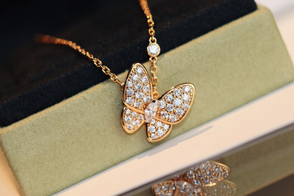 TimiBUTTERFLY DIAMOND NECKLACE