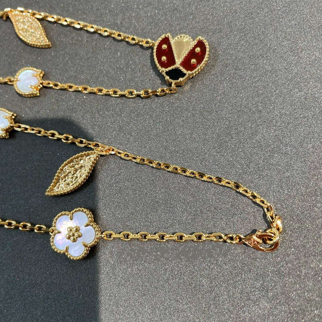 TimiLUCKY SPRING 15 MOTIFS GOLD NECKLACE