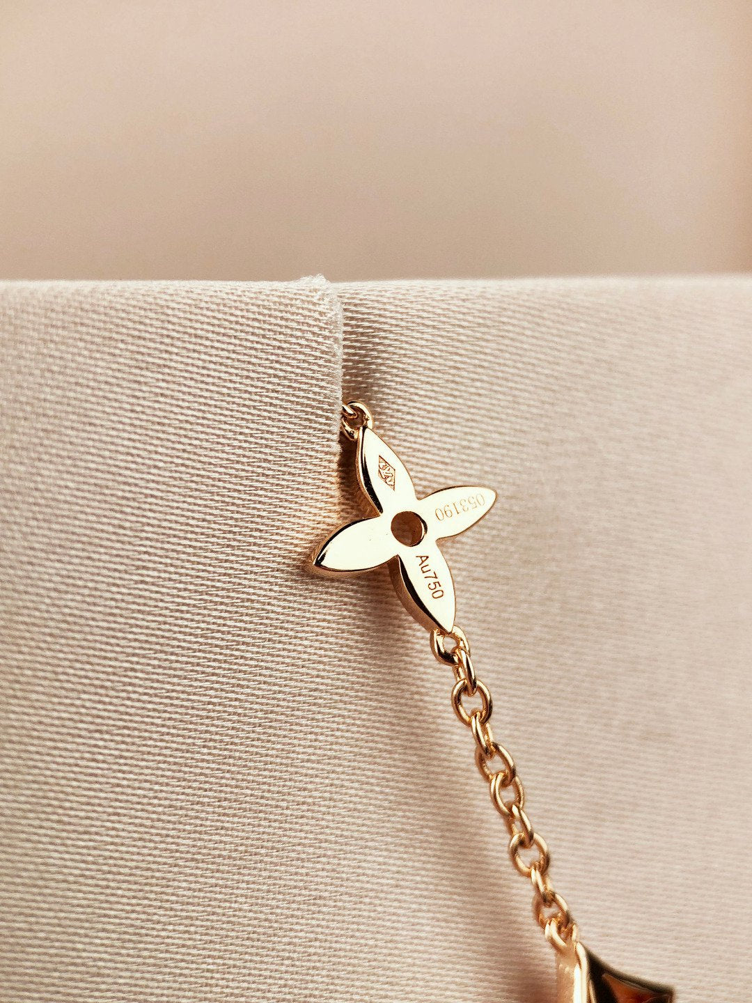 TimiSTAR AND SUN 7 MOTIFS GOLD BRACELET