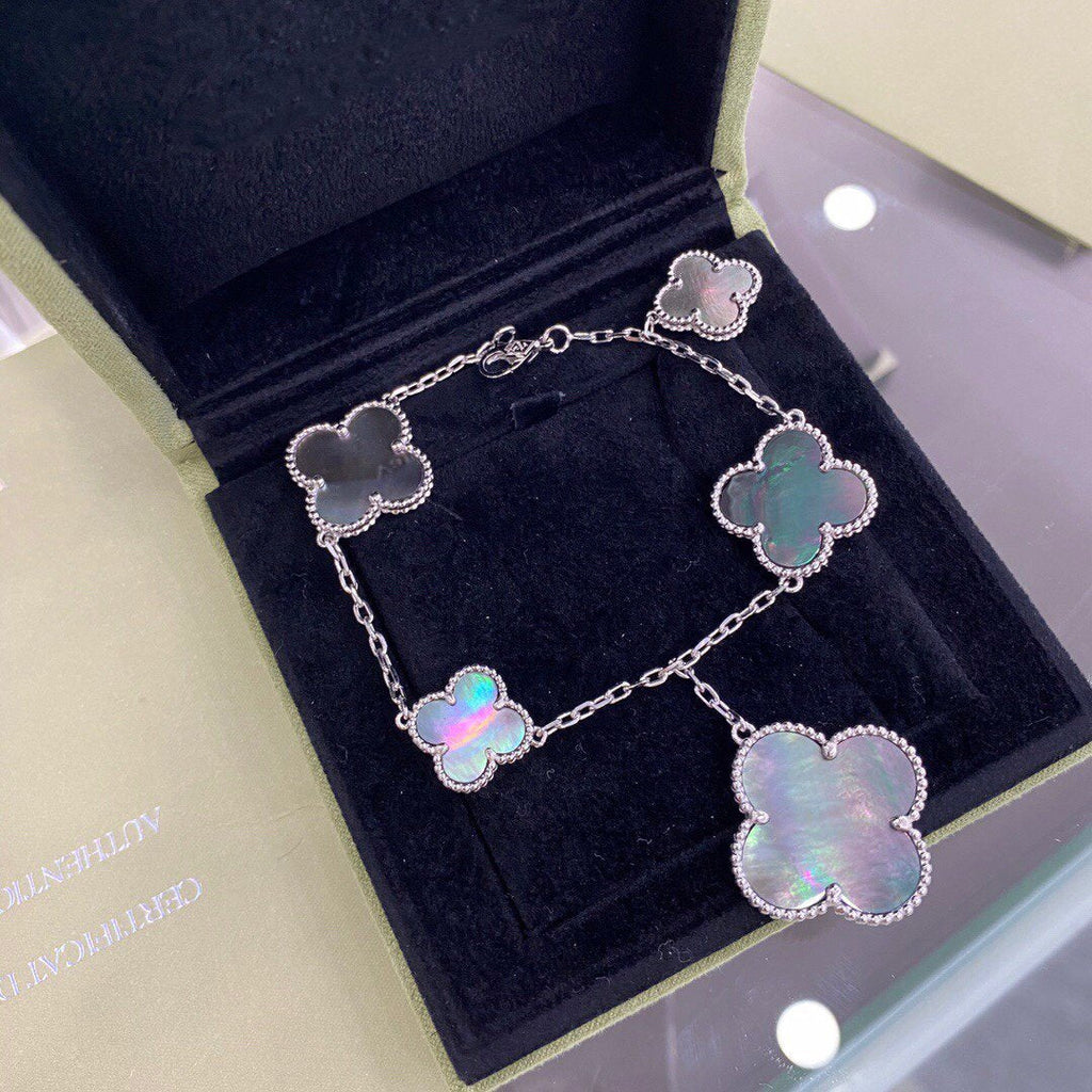 ¡®Timi¡¯CLOVER 5 MOTIFS SIVLER DARK MOP BRACELET