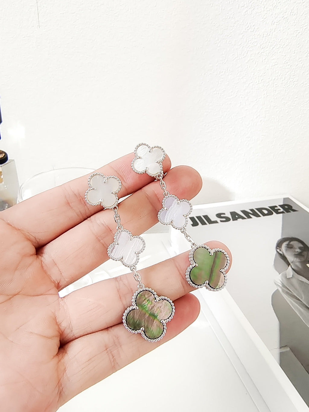 TimiCLOVER 3 MOTIFS CHALCEDONY DARK MOP SILVER EARRINGS