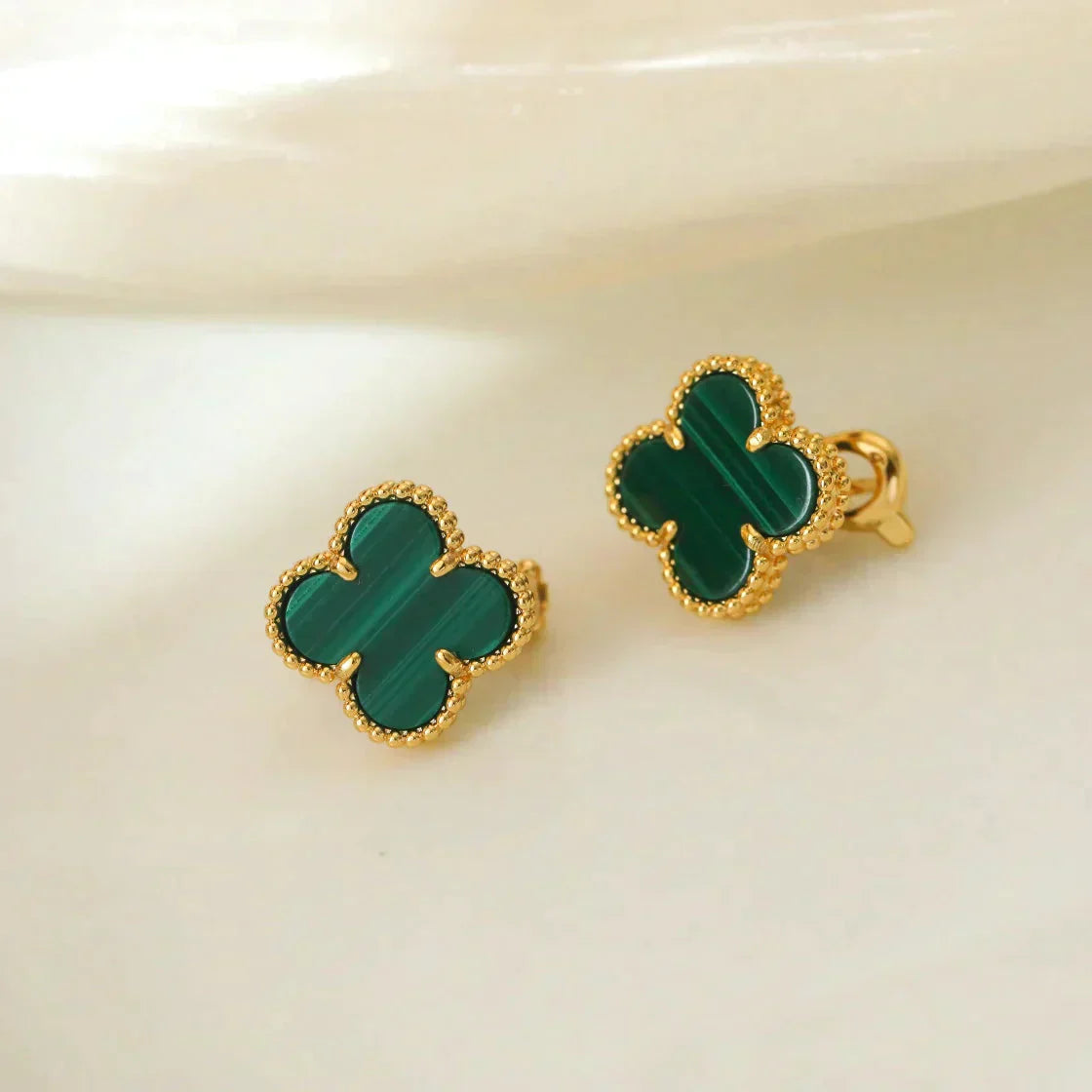 TimiCLOVER MEDIUM 1 MOTIFS MALACHITE  EARRINGS