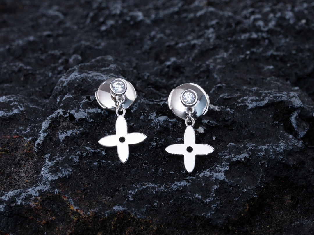 TimiVIDYLLE SILVER DIAMOND MINI DROP EARRINGS
