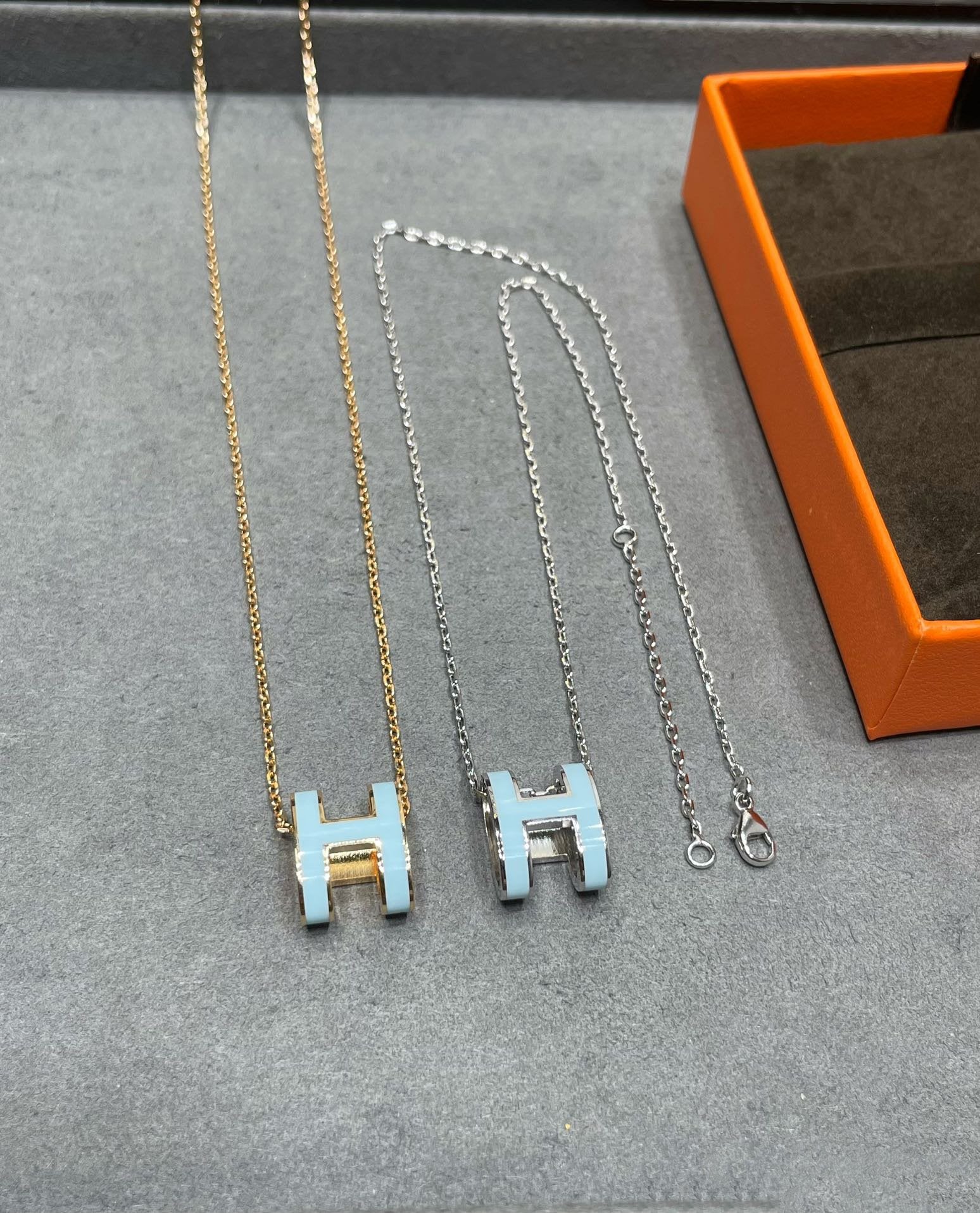 TimiPOP H SKY BLUE NECKLACE