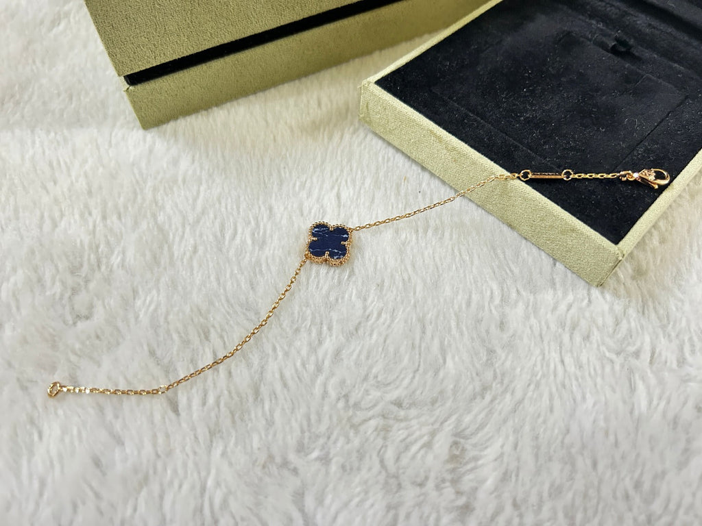 ¡®Timi¡¯CLOVER 1 MOTIF PIETERSITE BRACELET