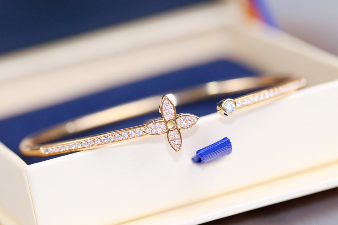 TimiIDYLLE PINK GOLD OPEN BRACELET DIAMOND PAVED