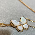 TimiBUTTERFLY MOP DIAMOND NECKLACE