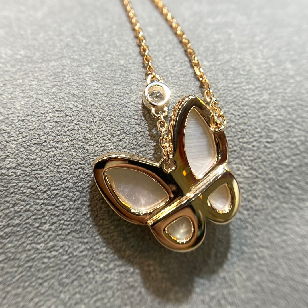 TimiBUTTERFLY MOP DIAMOND NECKLACE