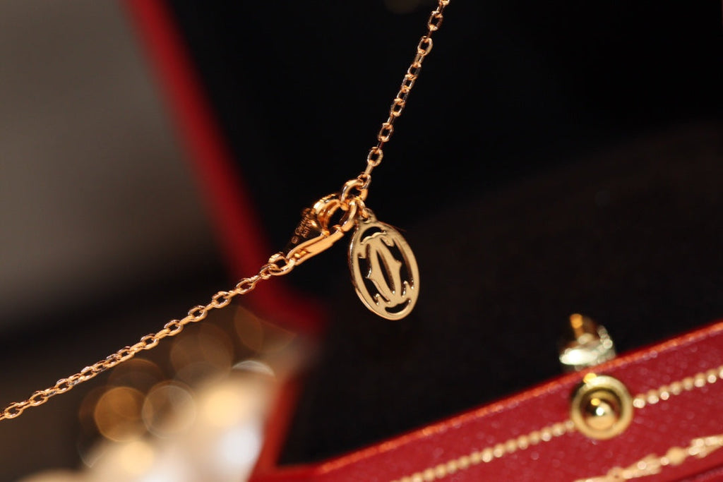 TimiDAMOUR DIAMOND NECKLACE