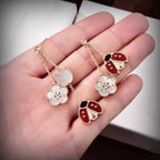 ¡®Timi¡¯LUCKY LADYBUG WHITE MOP EARRINGS