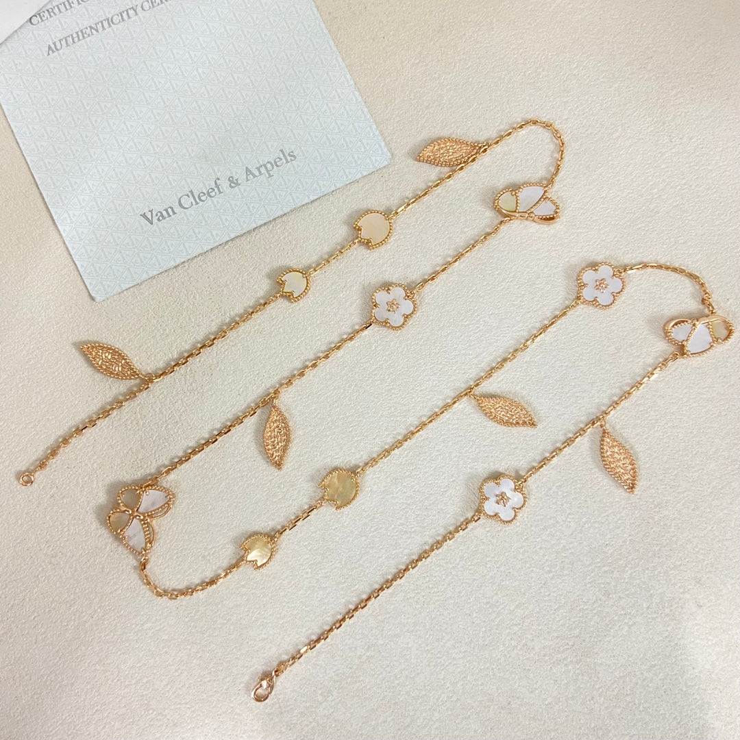 [Timi] 26 NEW CLOVER LUCKY LIGHT YELLOW AND WHITE SET