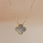 TimiCLOVER 15MM  GRAY MOTHER OF PEARL NECKLACE