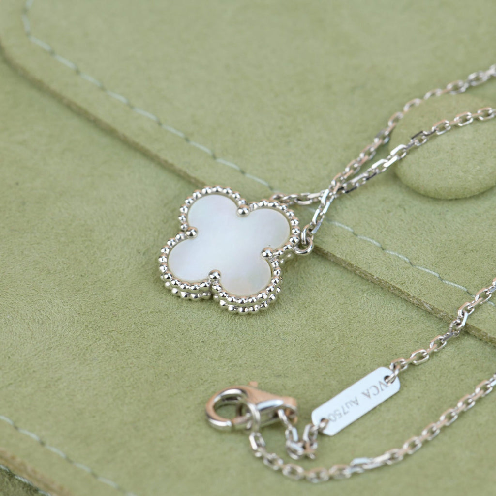 TimiCLOVER  15MM WHITE MOTHER-OF-PEARL SILVER