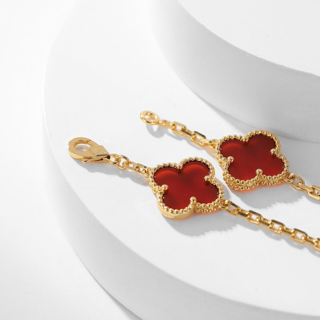TimiCLOVER 10 MOTIFS CARNELIAN NECKLACE