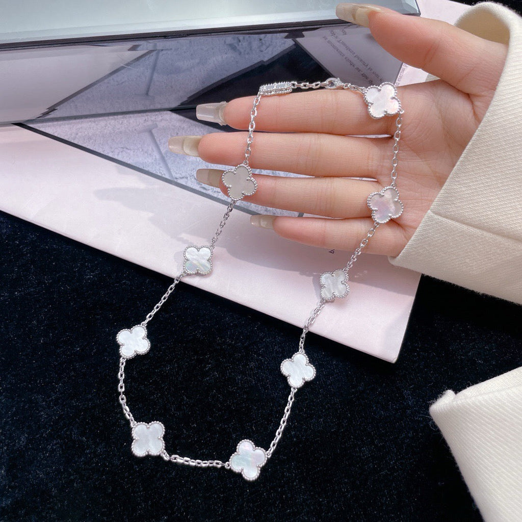 TimiCLOVER 10 MOTIFS WHITE MOTHER OF PEARL NECKLACE
