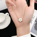 ¡®Timi¡¯LUCKY WHITE MOP PLUM BLOSSOM  BRACELET