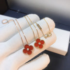 TimiCLOVER 15MM DIAMOND CARNELIAN NECKLACE