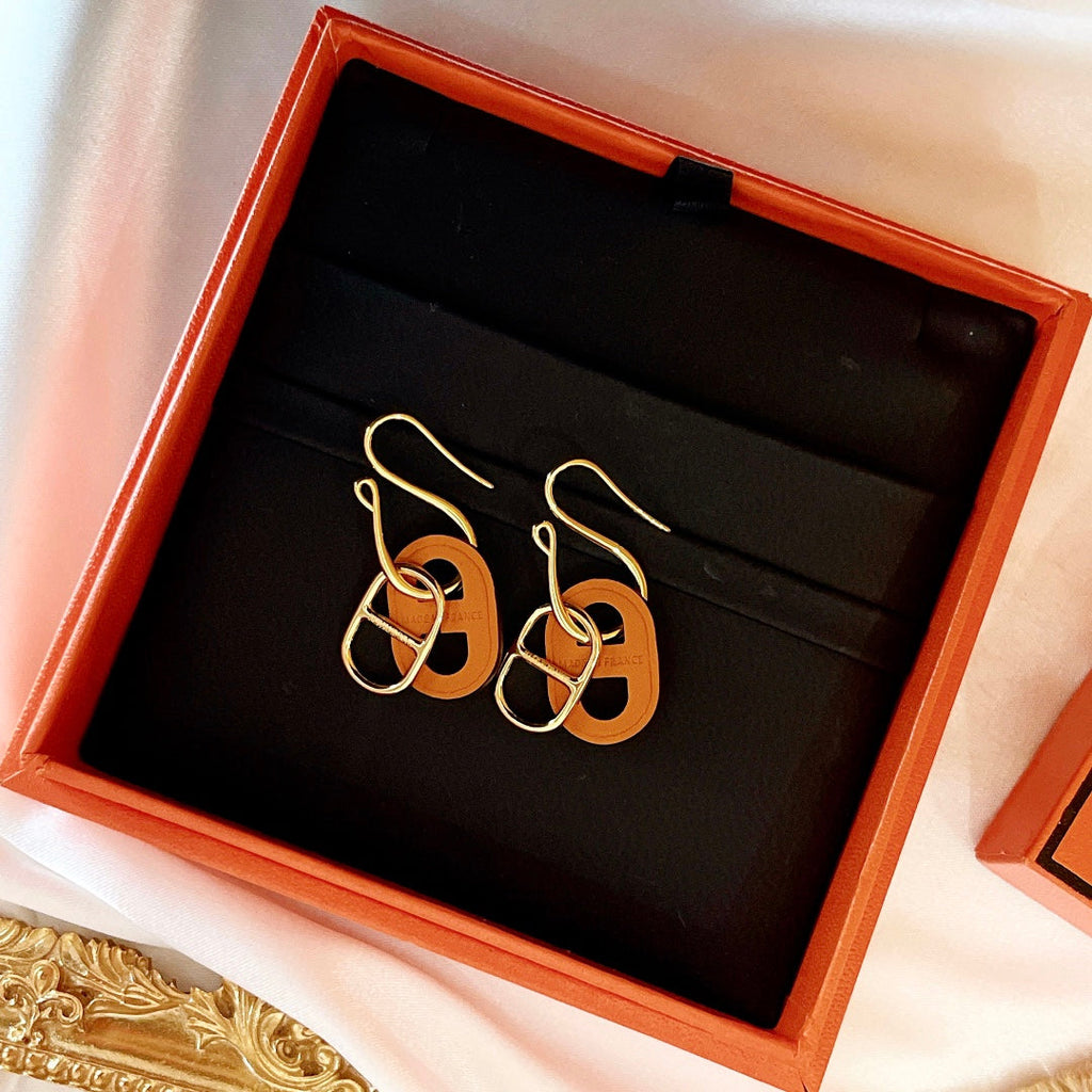 TimiHM O'MAILLON GOLD EARRINGS