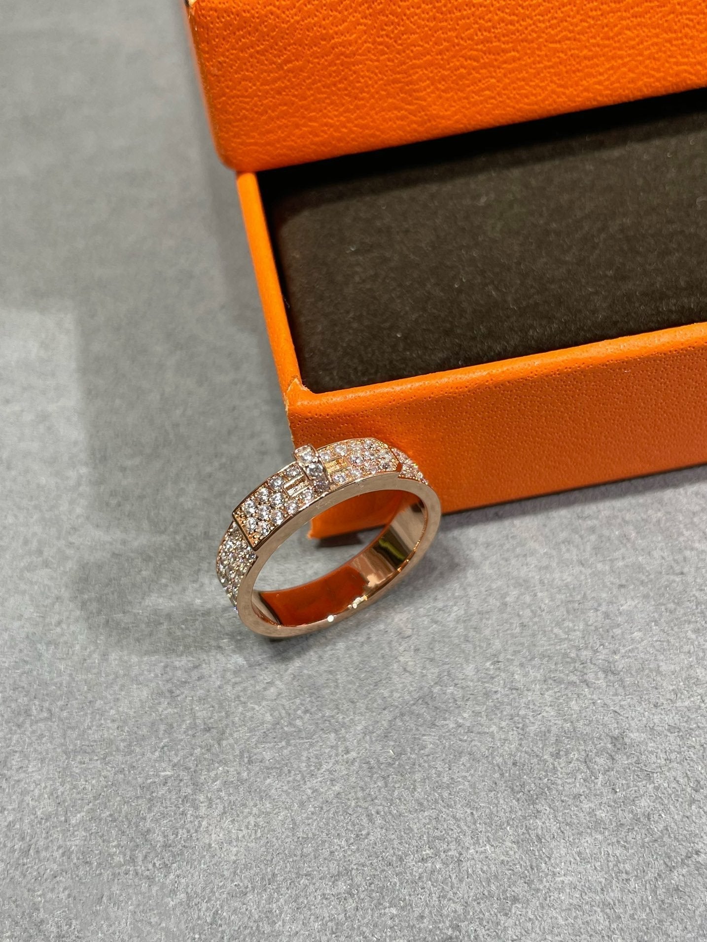 TimiKELLY PINK GOLD DIAMOND RING