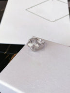 TimiCLOVER SILVER RING