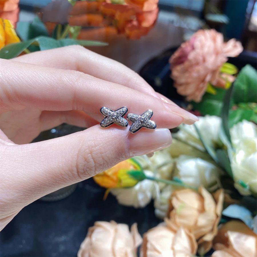 TimiJEUX DE SILVER DIAMOND EARRINGS