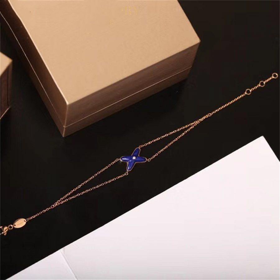 TimiHollow Design Four-Leaf Clover Flower Shape Ring