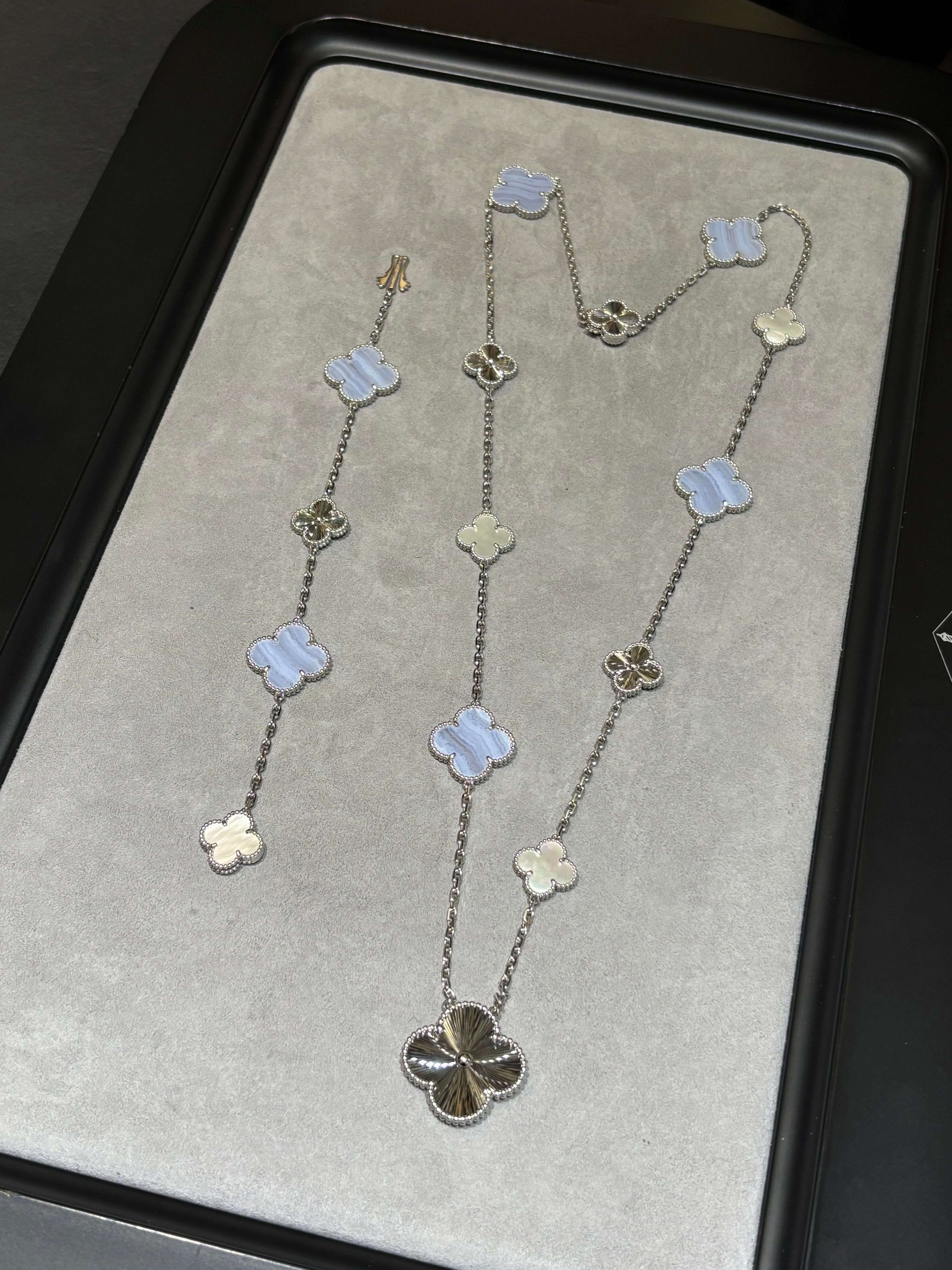 [Timi] 25 NEW CLOVER 15 MOTIFS PURPLE CHALCEDONY