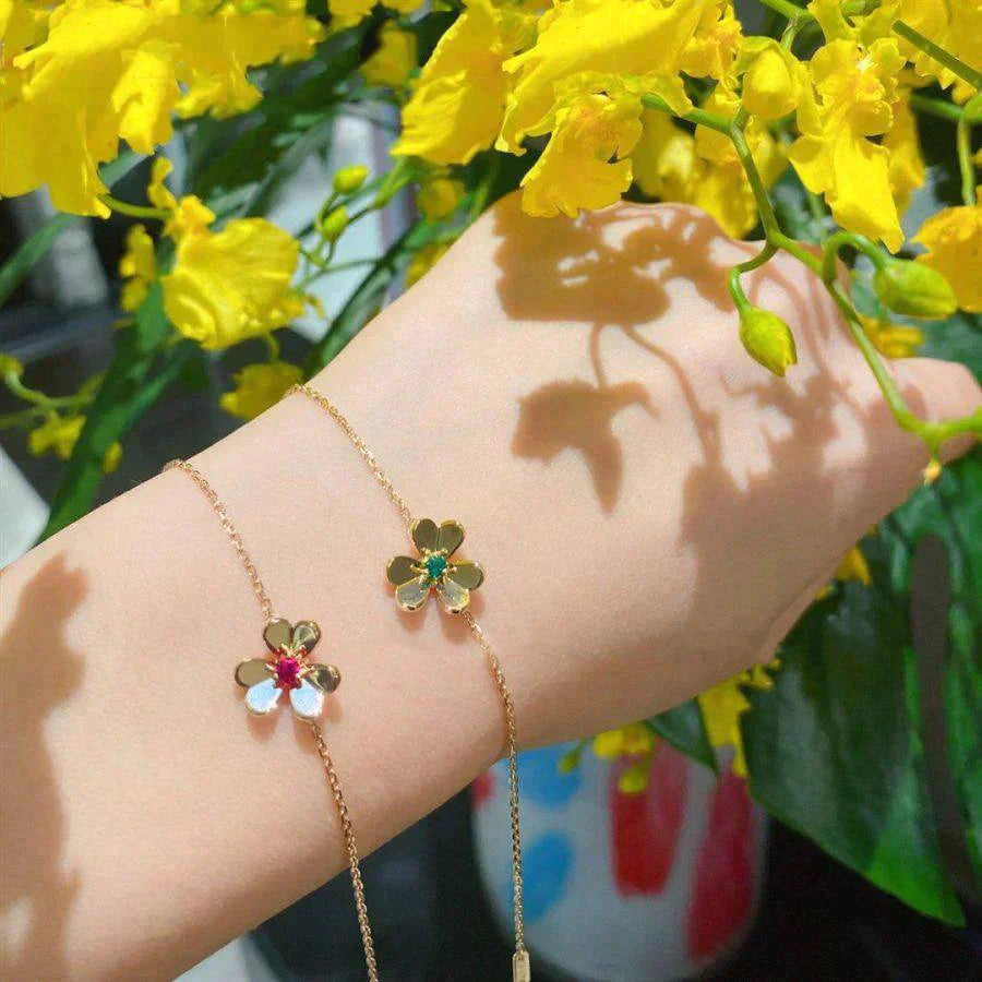 ¡®Timi¡¯FRIVOLE GOLD FLOWER PINK MALACHITE BRACELET