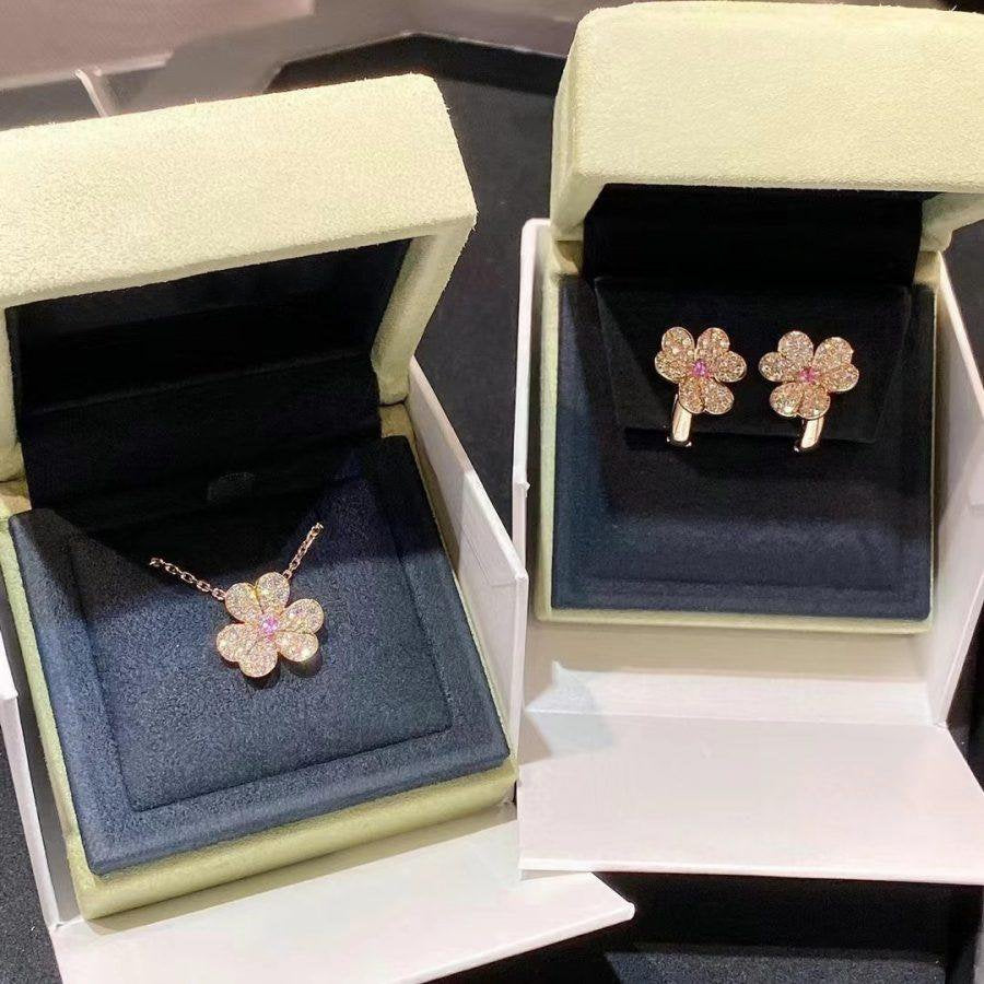 TimiFRIVOLE PINK GOLD FLOWER DIAMOND EARRINGS