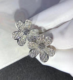 TimiFRIVOLE SILVER FLOWER DIAMOND EARRINGS