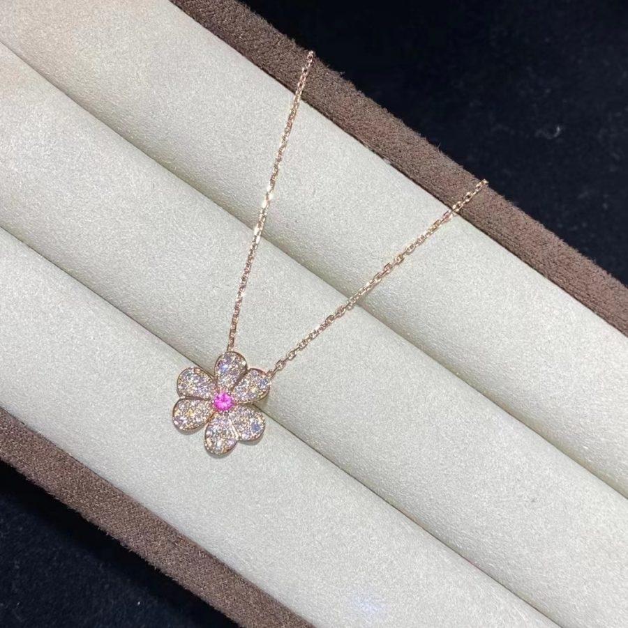 TimiFRIVOLE ROSE GOLD FLOWER DIAMOND NECKLACE